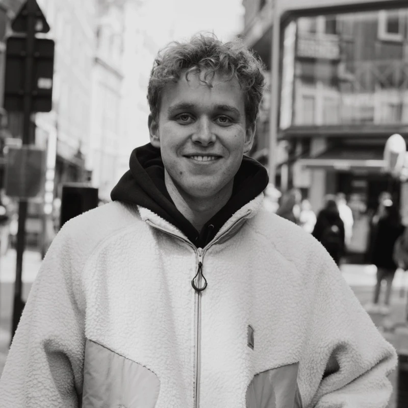 Ezra van den Broek